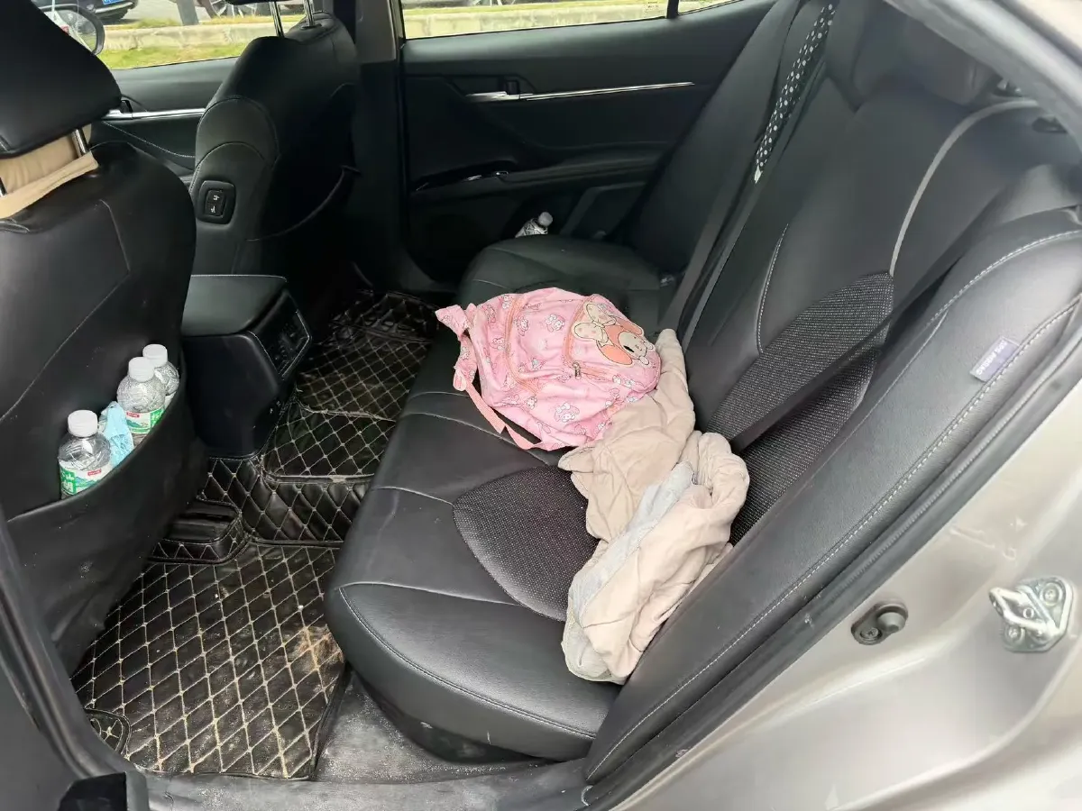 2021 Toyota Camry 2.5L 178HP L4 E-CVT Hybrid,autocango,china used car exporter,china ev exporter,chinese used car exporter,chinese used ev exporter