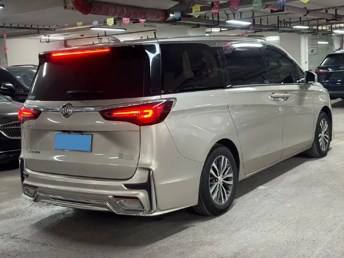 2021 Buick GL8 2.0T 237HP L4 9AT,autocango,china used car exporter,china ev exporter,chinese used car exporter,chinese used ev exporter