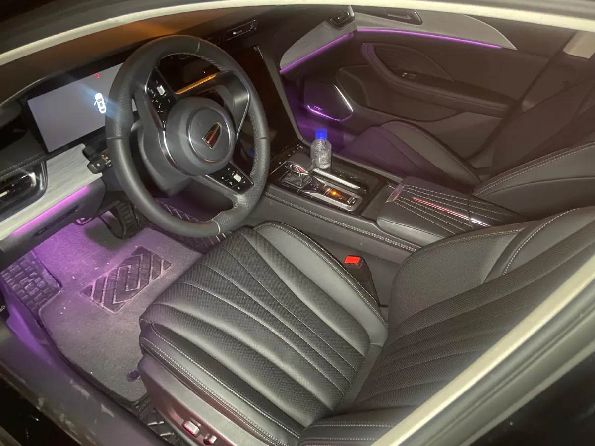 2024 HongQi H5 2.0T 224HP L4 8AT,autocango,china used car exporter,china ev exporter,chinese used car exporter,chinese used ev exporter