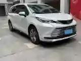 2021 Toyota Sienna 2.5L 192HP L4 E-CVT Hybrid