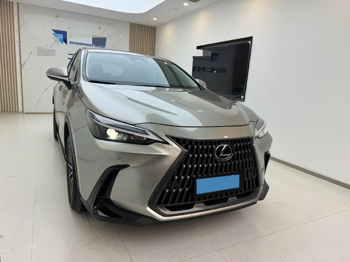 2022 Lexus NX 2.5L 205HP L4 8AT,autocango,china used car exporter,china ev exporter,chinese used car exporter,chinese used ev exporter