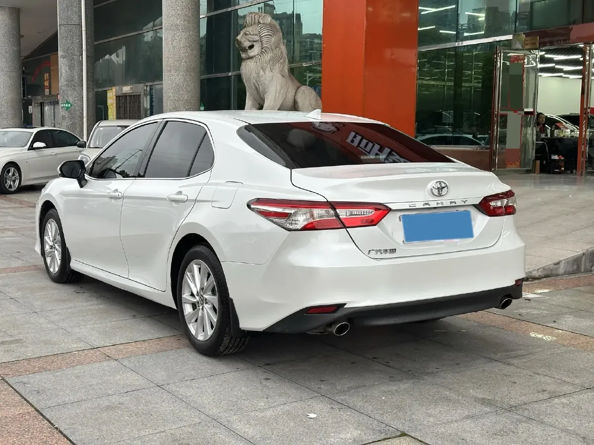 2023 Toyota Camry 2.0L 177HP L4 CVT,autocango,china used car exporter,china ev exporter,chinese used car exporter,chinese used ev exporter