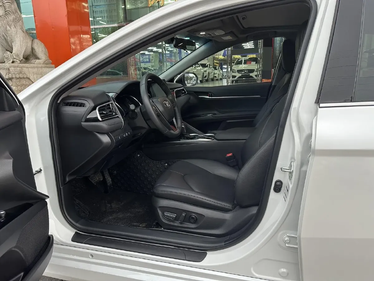 2023 Toyota Camry 2.0L 177HP L4 CVT,autocango,china used car exporter,china ev exporter,chinese used car exporter,chinese used ev exporter