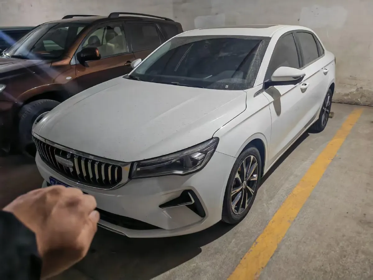 2025 Geely Emgrand 1.5L 127HP L4 CVT,autocango,china used car exporter,china ev exporter,chinese used car exporter,chinese used ev exporter