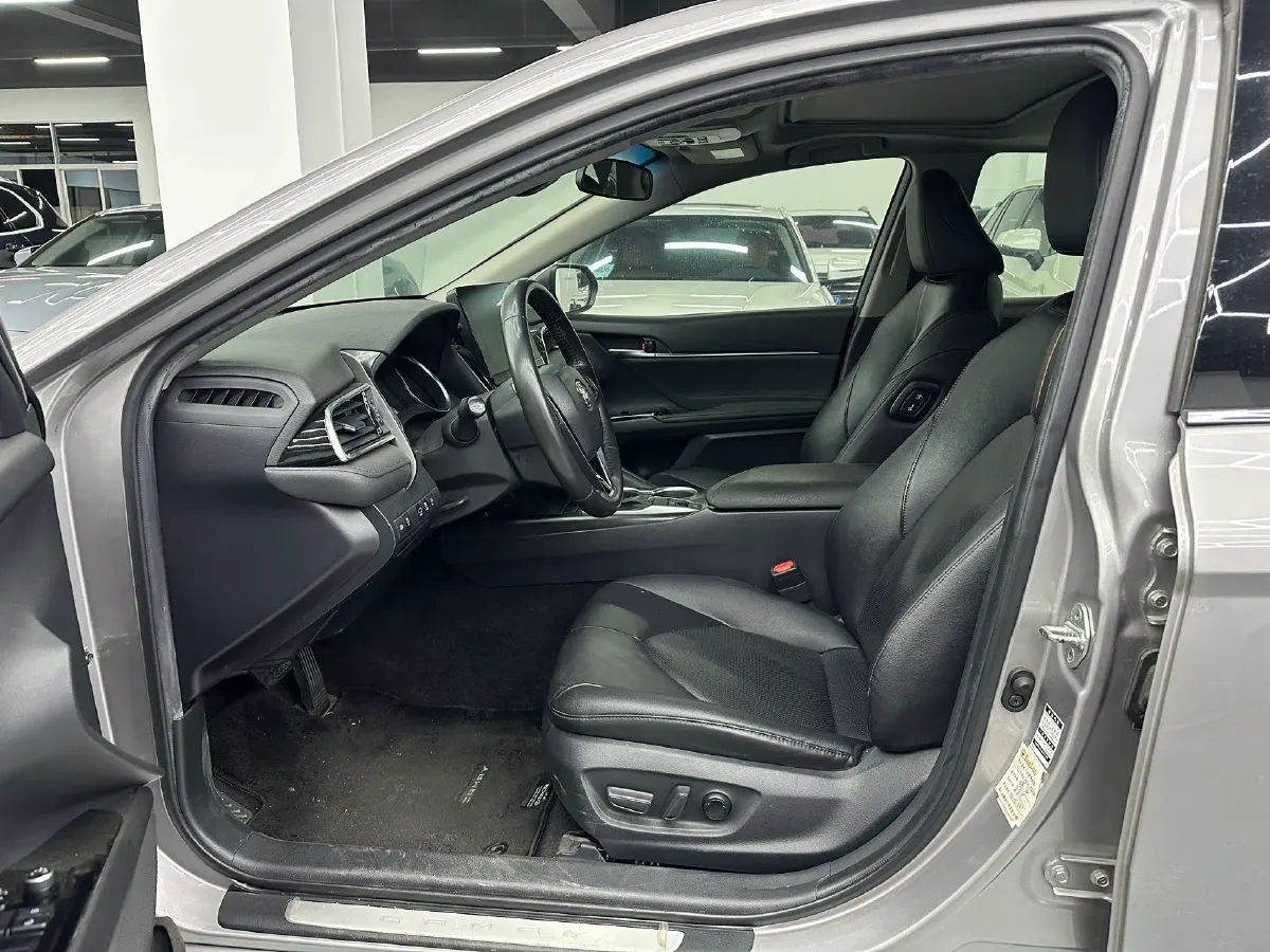 2021 Toyota Camry 2.0L 178HP L4 CVT,autocango,china used car exporter,china ev exporter,chinese used car exporter,chinese used ev exporter