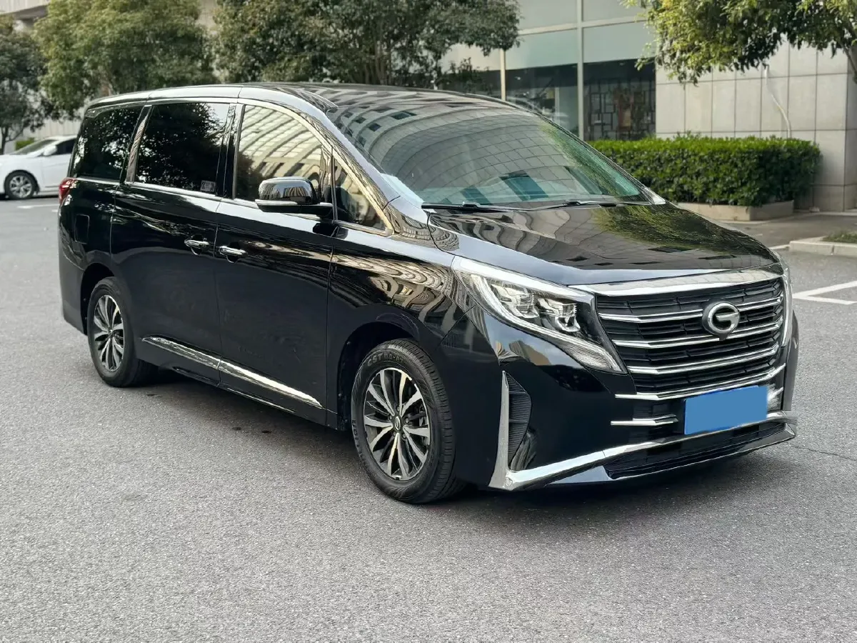 2021 GAC Trumpchi M8 2.0T 252HP L4 8AT,autocango,china used car exporter,china ev exporter,chinese used car exporter,chinese used ev exporter