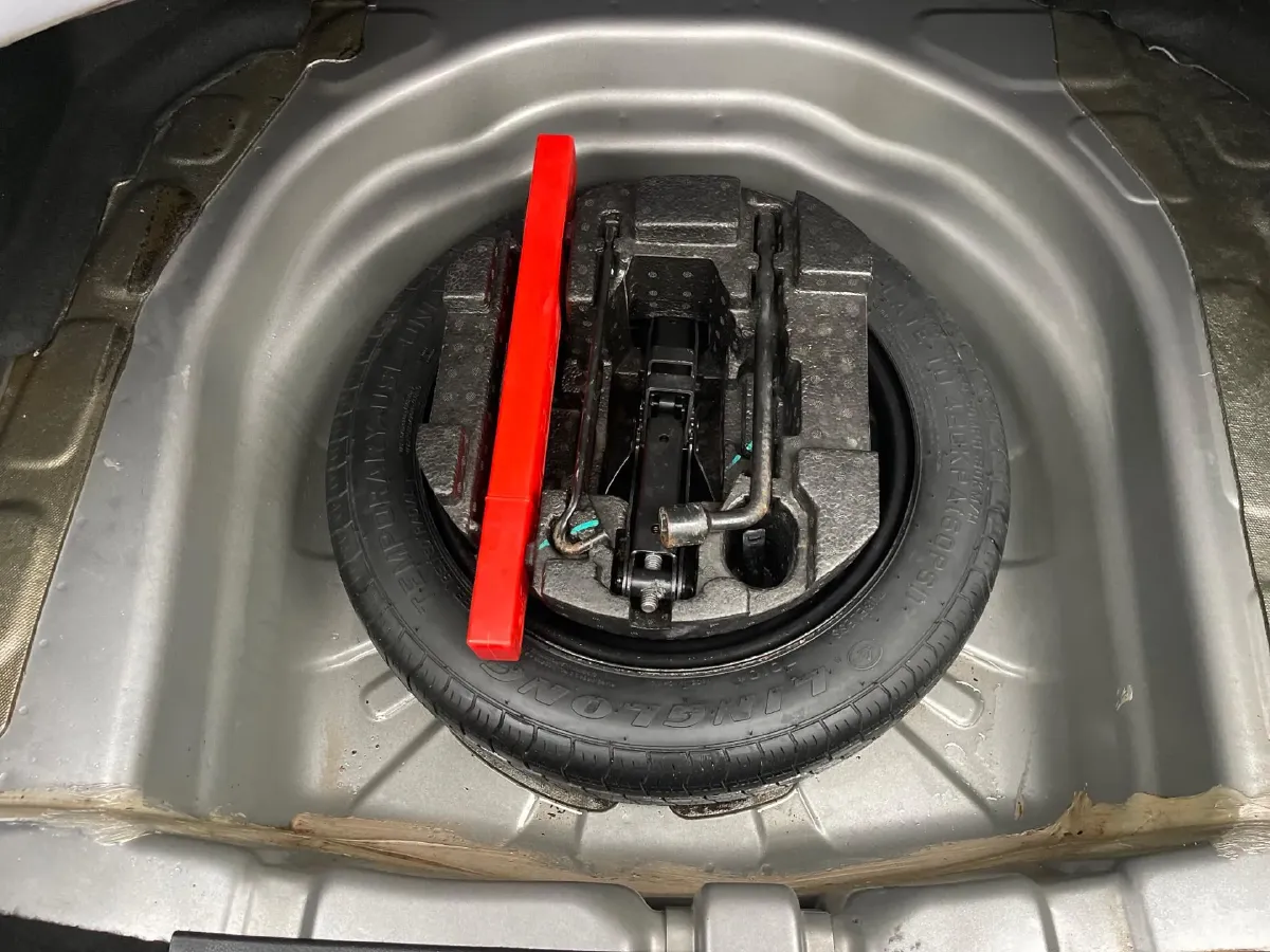 2018 Geely Emgrand 1.5L 109HP L4 5MT,autocango,china used car exporter,china ev exporter,chinese used car exporter,chinese used ev exporter