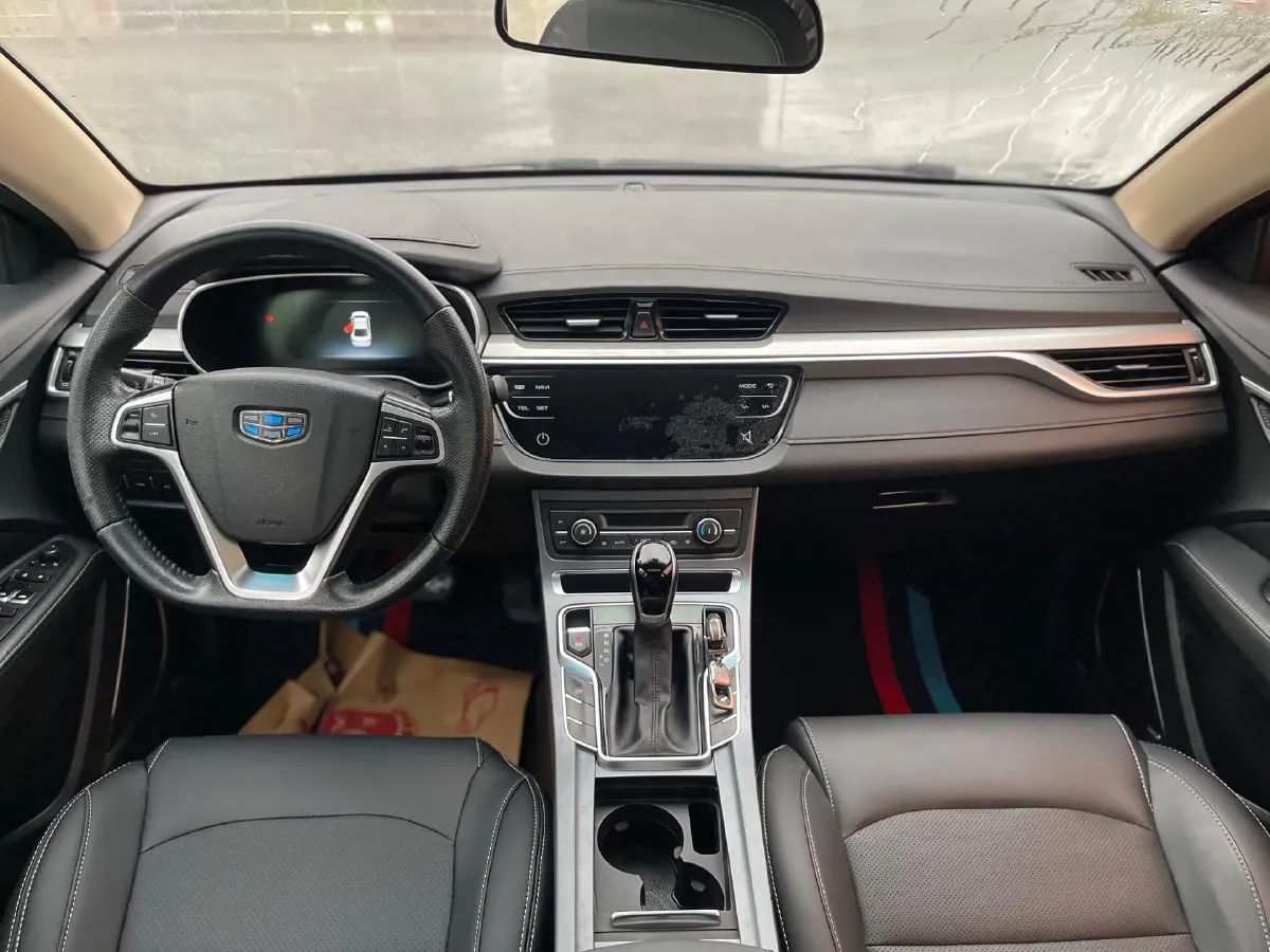 2018 Geely Emgrand 1.5L 109HP L4 5MT,autocango,china used car exporter,china ev exporter,chinese used car exporter,chinese used ev exporter