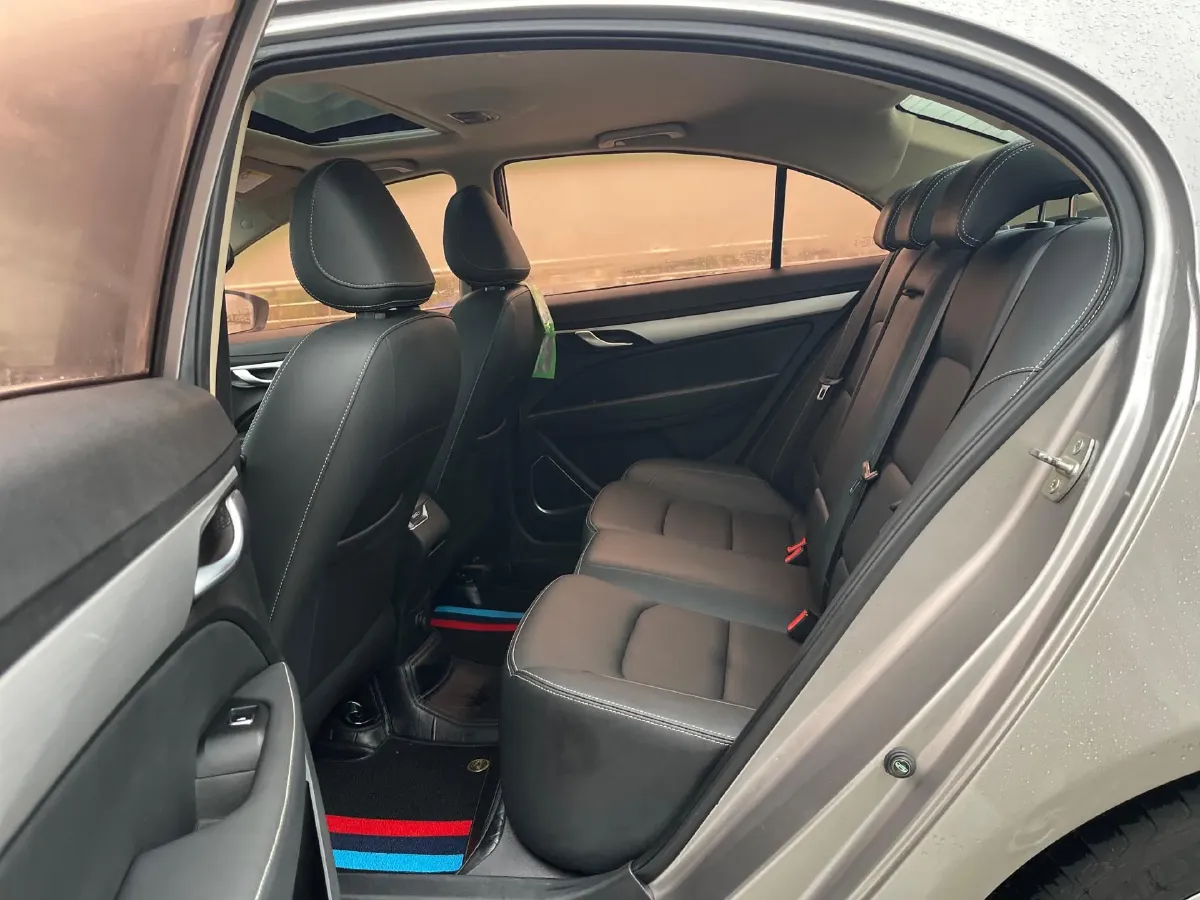 2018 Geely Emgrand 1.5L 109HP L4 5MT,autocango,china used car exporter,china ev exporter,chinese used car exporter,chinese used ev exporter