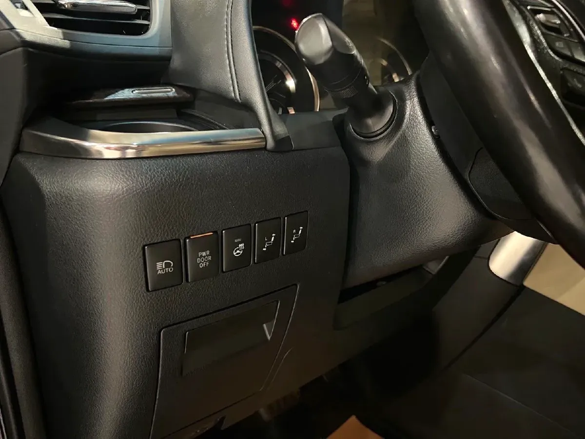 2019 Toyota Vellfire 2.5L 117HP L4 E-CVT Hybrid,autocango,china used car exporter,china ev exporter,chinese used car exporter,chinese used ev exporter