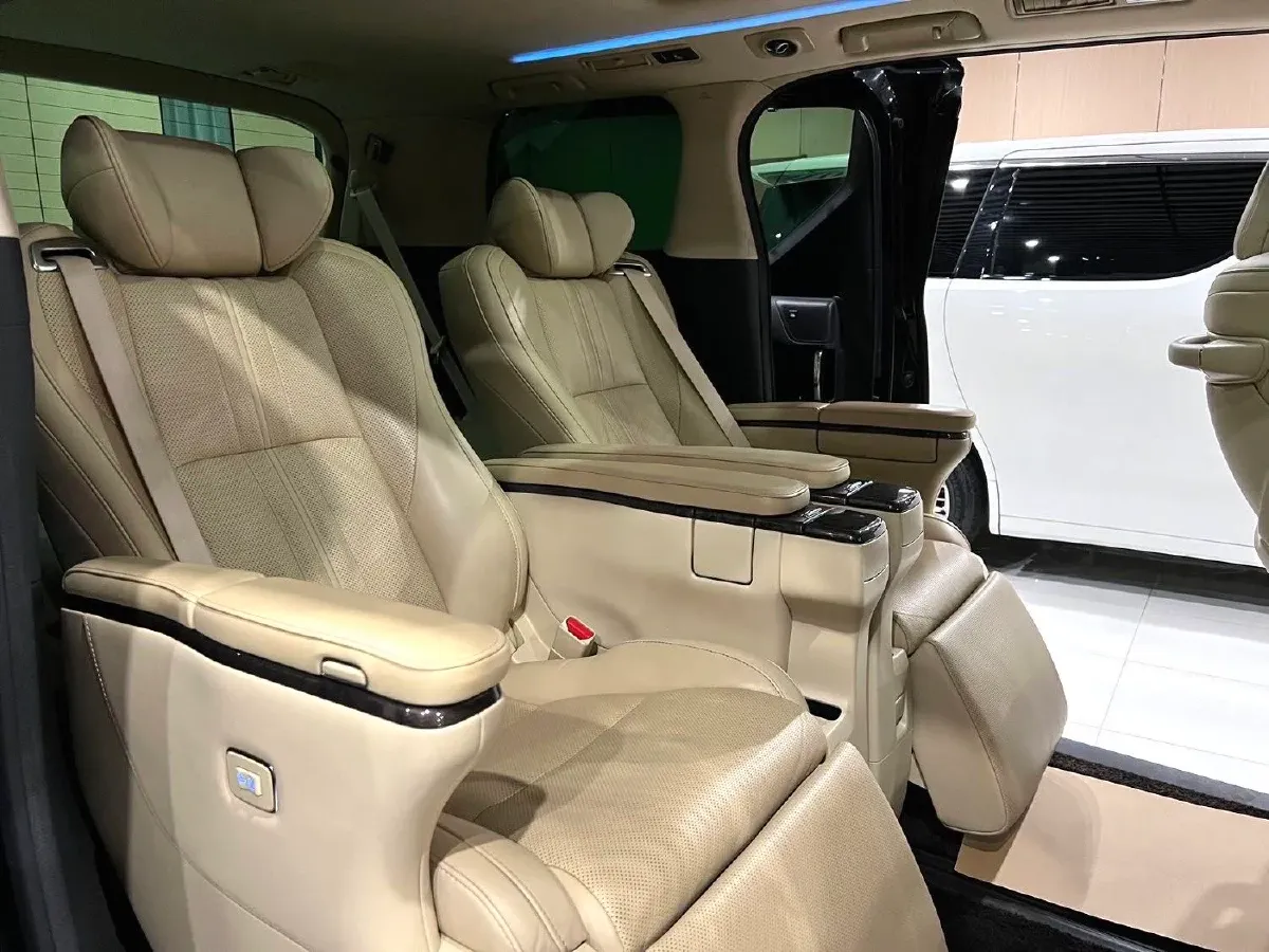 2019 Toyota Vellfire 2.5L 117HP L4 E-CVT Hybrid,autocango,china used car exporter,china ev exporter,chinese used car exporter,chinese used ev exporter