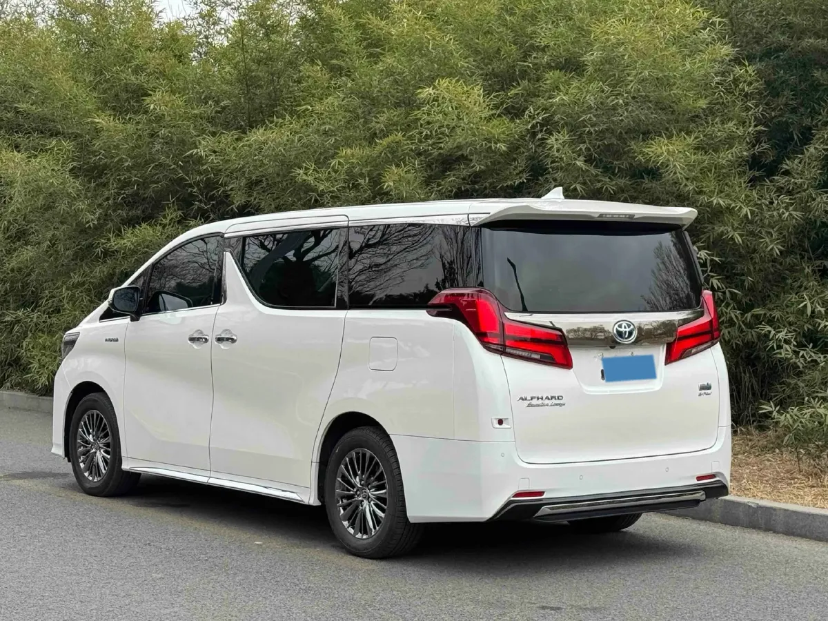 2023 Toyota Alphard 2.5L 117HP L4 E-CVT Hybrid,autocango,china used car exporter,china ev exporter,chinese used car exporter,chinese used ev exporter
