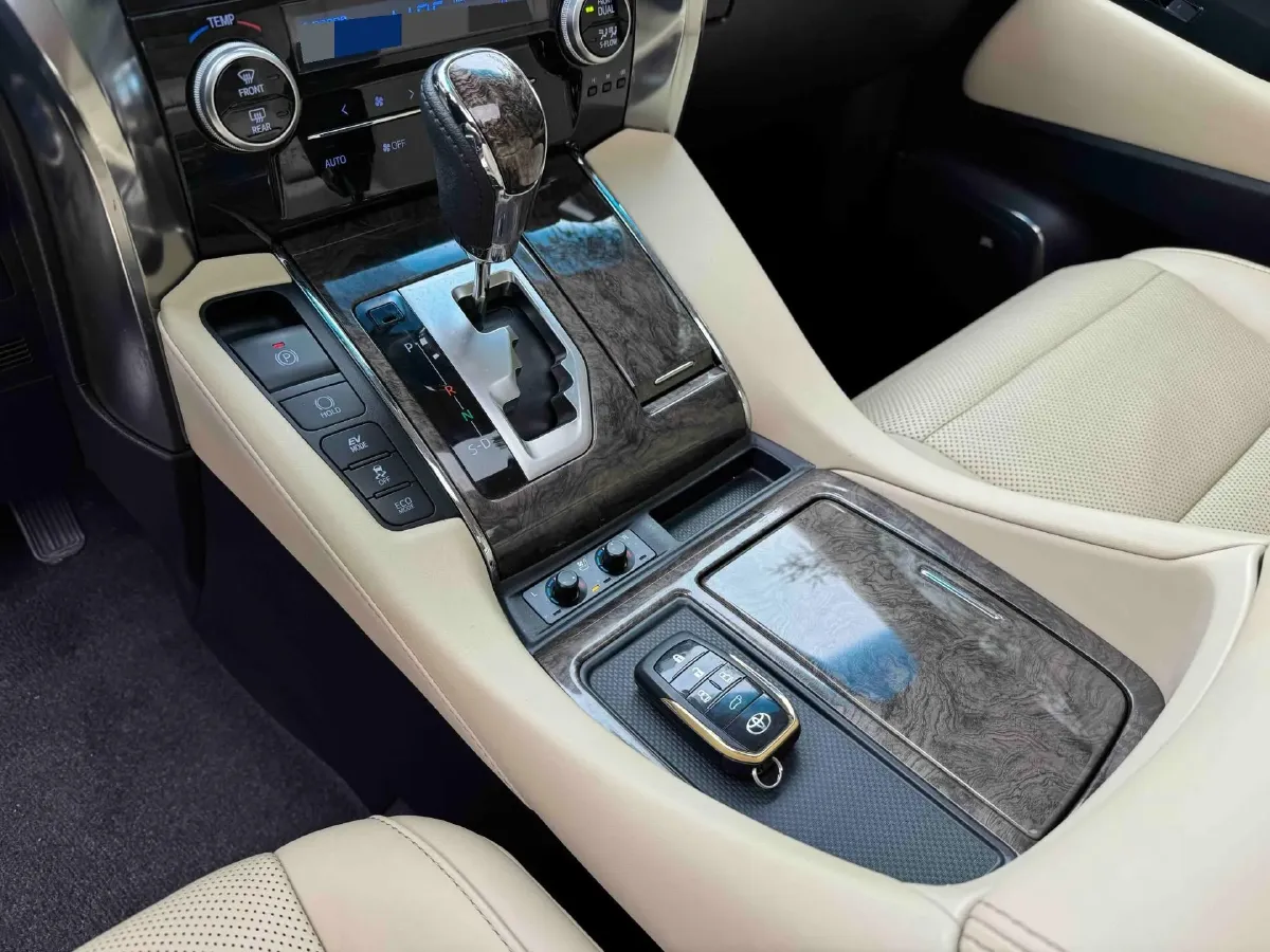 2023 Toyota Alphard 2.5L 117HP L4 E-CVT Hybrid,autocango,china used car exporter,china ev exporter,chinese used car exporter,chinese used ev exporter