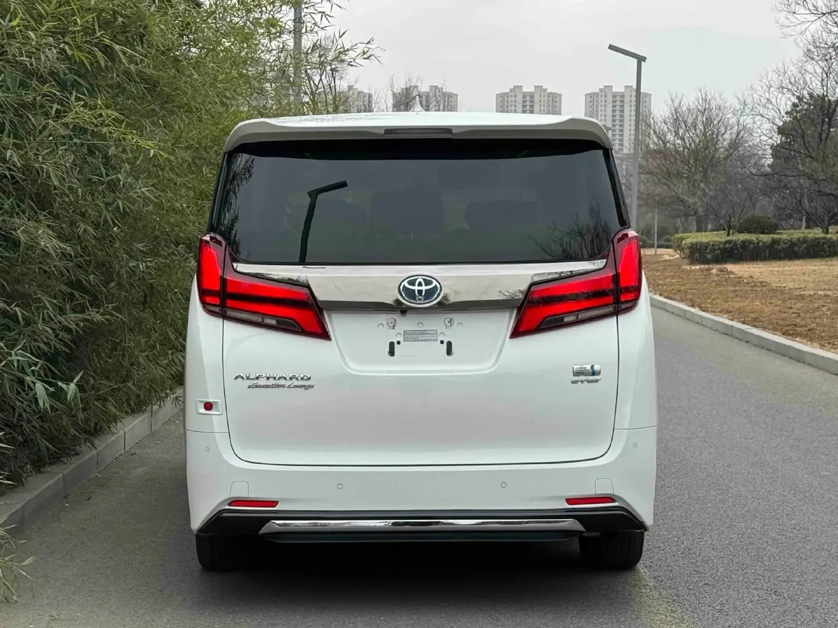 2023 Toyota Alphard 2.5L 117HP L4 E-CVT Hybrid,autocango,china used car exporter,china ev exporter,chinese used car exporter,chinese used ev exporter