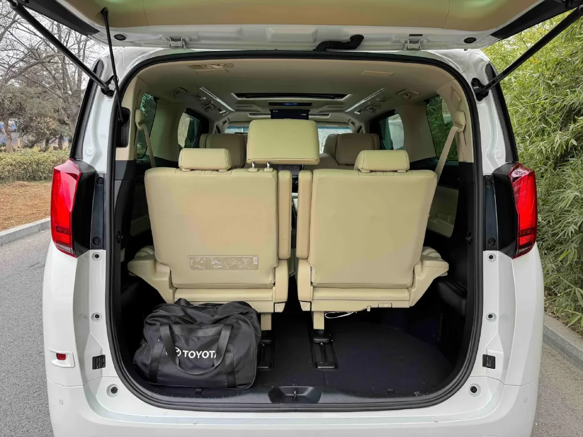 2023 Toyota Alphard 2.5L 117HP L4 E-CVT Hybrid,autocango,china used car exporter,china ev exporter,chinese used car exporter,chinese used ev exporter