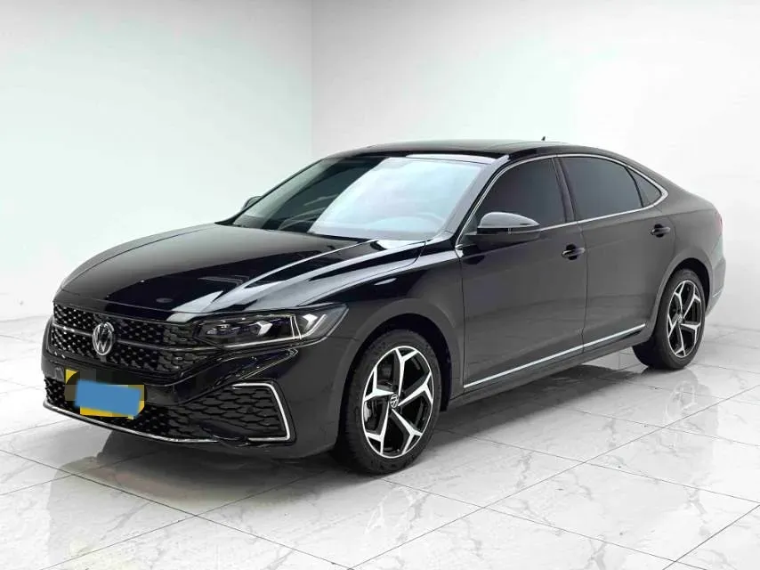 2024 Volkswagen Passat 2.0T 186HP L4 7DCT,autocango,china used car exporter,china ev exporter,chinese used car exporter,chinese used ev exporter