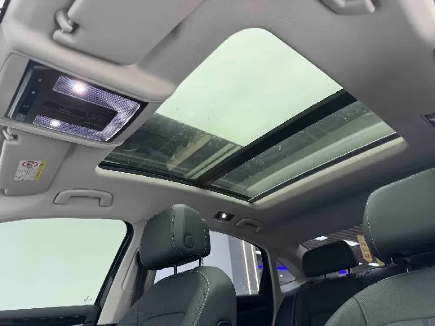 2024 Volkswagen Passat 2.0T 186HP L4 7DCT,autocango,china used car exporter,china ev exporter,chinese used car exporter,chinese used ev exporter