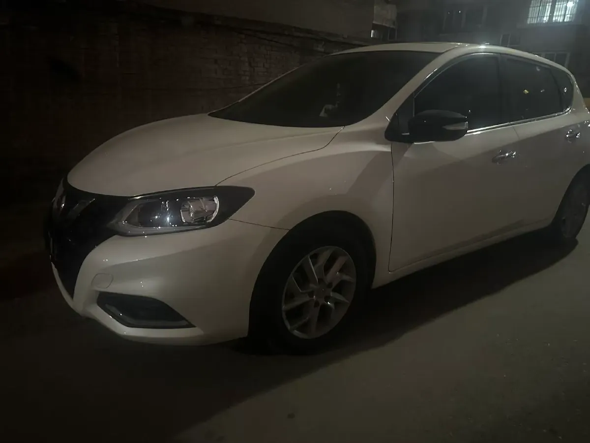 2021 Nissan Tiida 1.6L 122HP L4 CVT,autocango,china used car exporter,china ev exporter,chinese used car exporter,chinese used ev exporter
