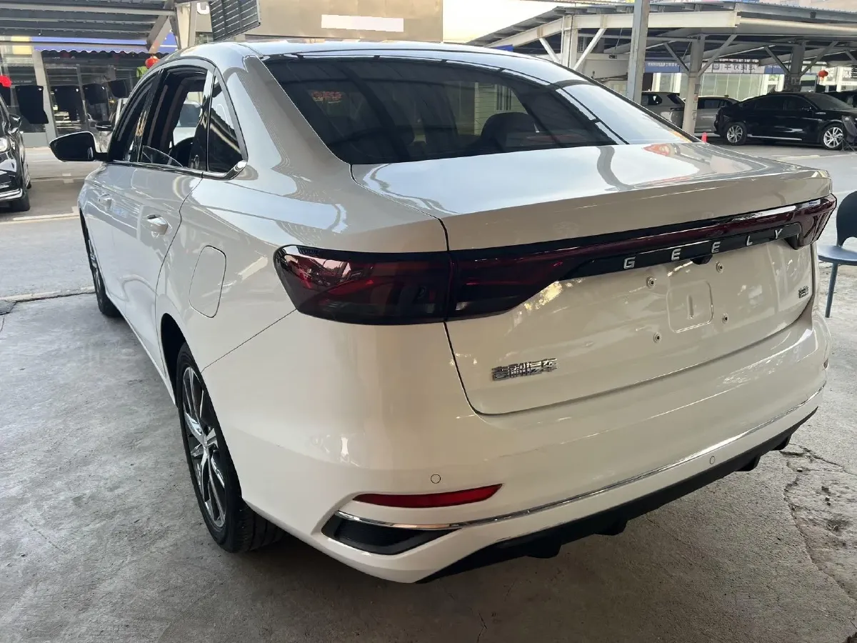 2022 Geely Emgrand 1.5L 114HP L4 CVT,autocango,china used car exporter,china ev exporter,chinese used car exporter,chinese used ev exporter