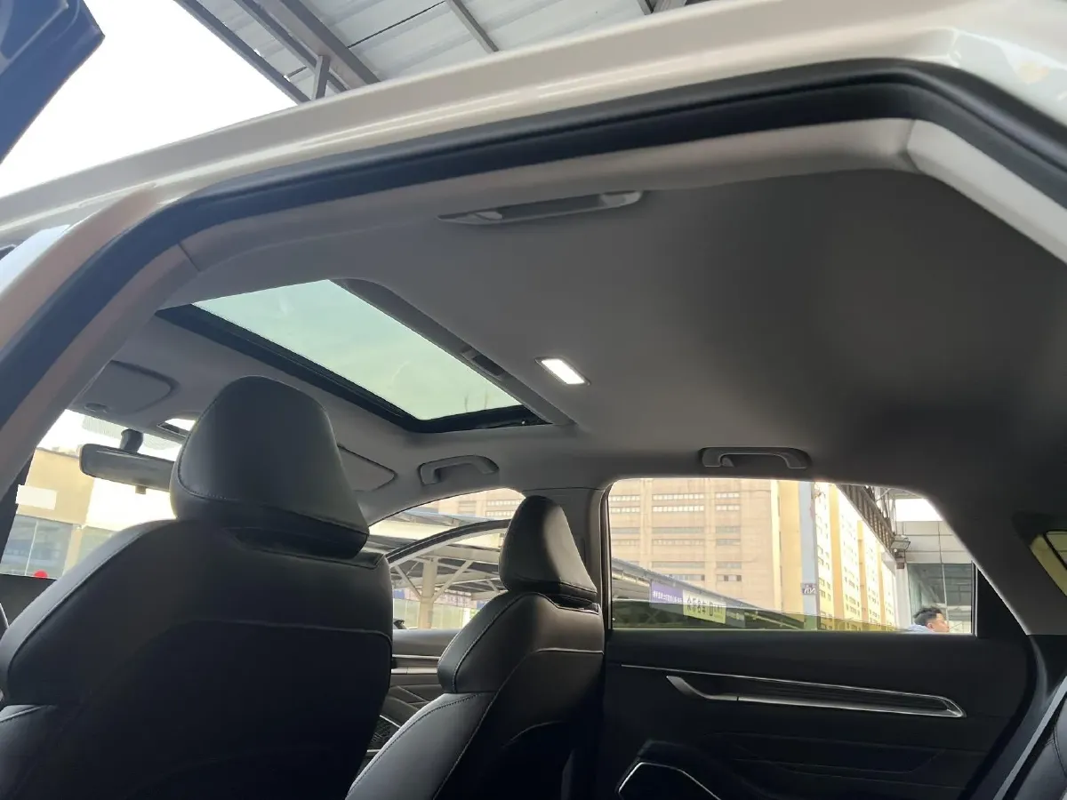 2022 Geely Emgrand 1.5L 114HP L4 CVT,autocango,china used car exporter,china ev exporter,chinese used car exporter,chinese used ev exporter