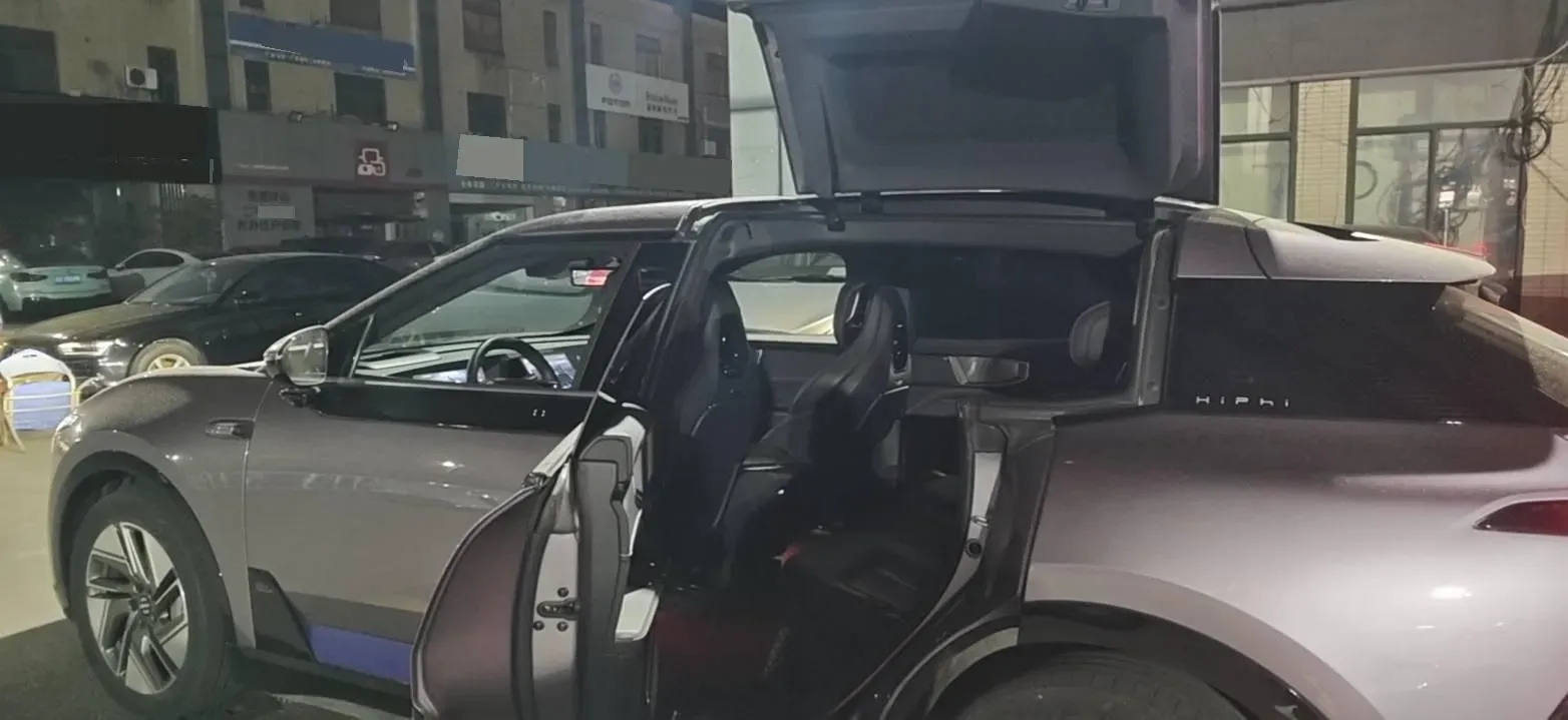 2023 HiPhi Y BEV 76.6KWH,autocango,china used car exporter,china ev exporter,chinese used car exporter,chinese used ev exporter