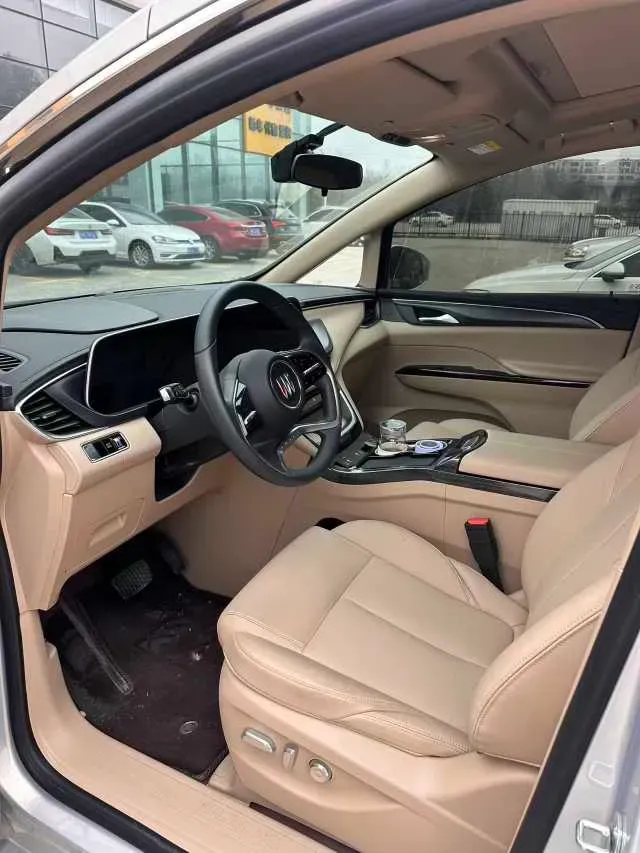 2025 Buick GL8 2.0T 237HP L4 9AT,autocango,china used car exporter,china ev exporter,chinese used car exporter,chinese used ev exporter