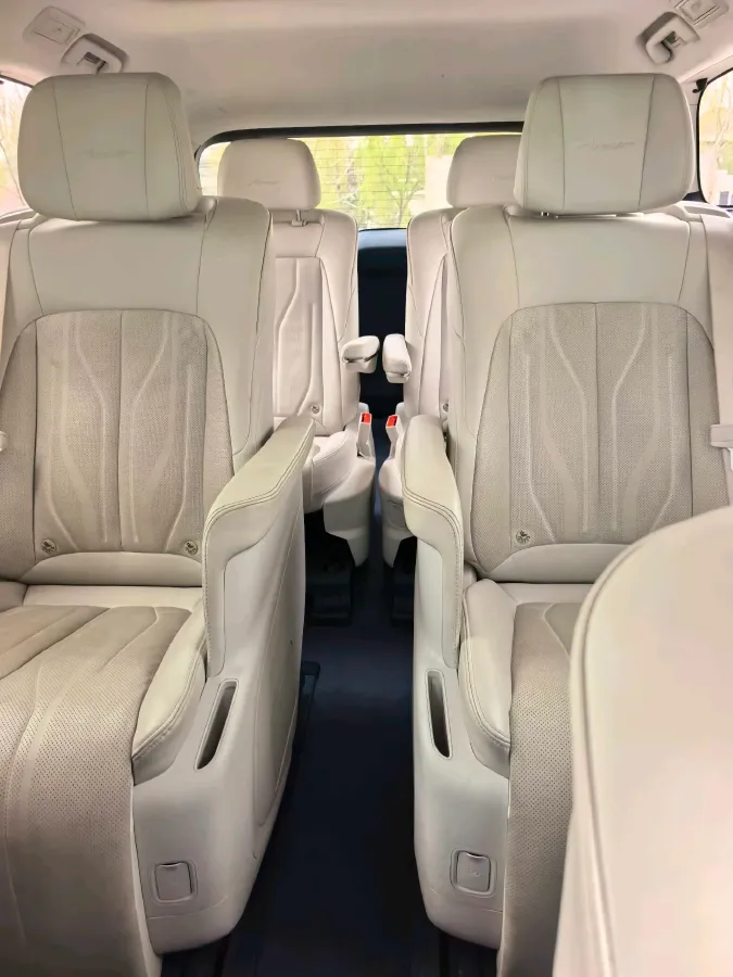 2024 Buick GL8 1.5T 180HP L4 2DHT PHEV 24.4KWH,autocango,china used car exporter,china ev exporter,chinese used car exporter,chinese used ev exporter