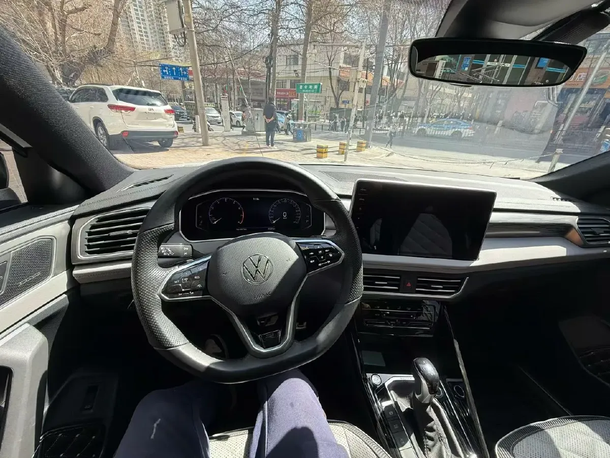 2023 Volkswagen Tayron X 2.0T 220HP L4 7DCT,autocango,china used car exporter,china ev exporter,chinese used car exporter,chinese used ev exporter