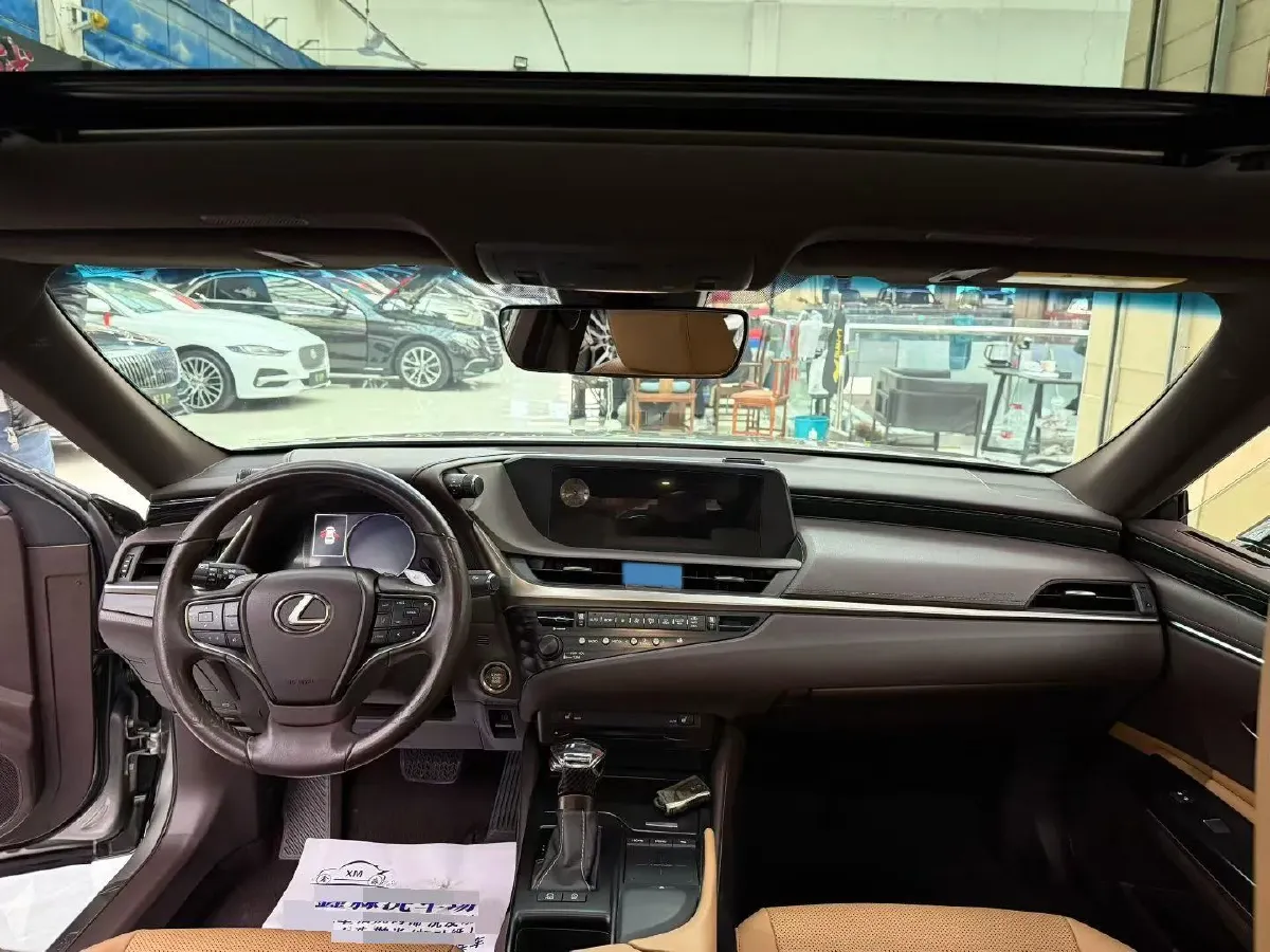 2018 Lexus ES 2.0L 167HP L4 6AT,autocango,china used car exporter,china ev exporter,chinese used car exporter,chinese used ev exporter