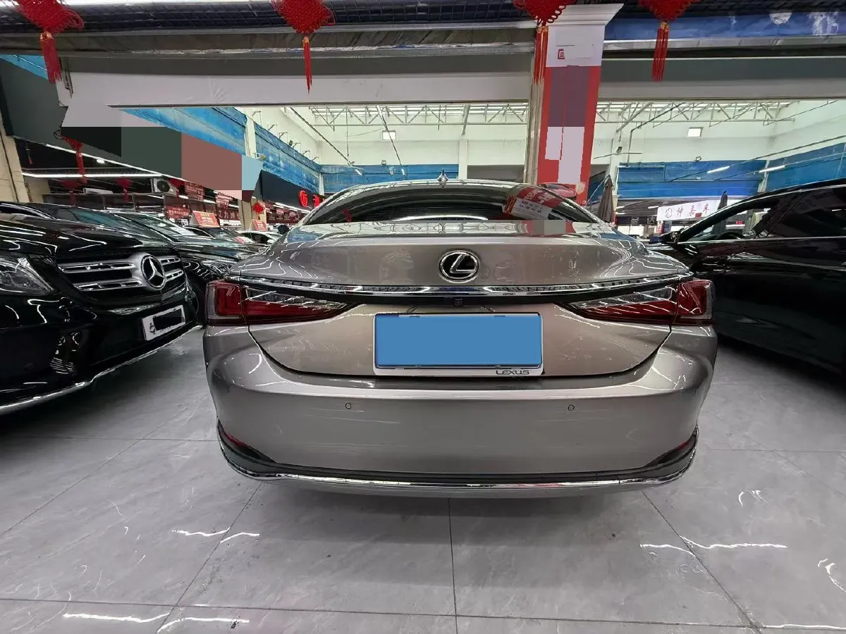 2018 Lexus ES 2.0L 167HP L4 6AT,autocango,china used car exporter,china ev exporter,chinese used car exporter,chinese used ev exporter