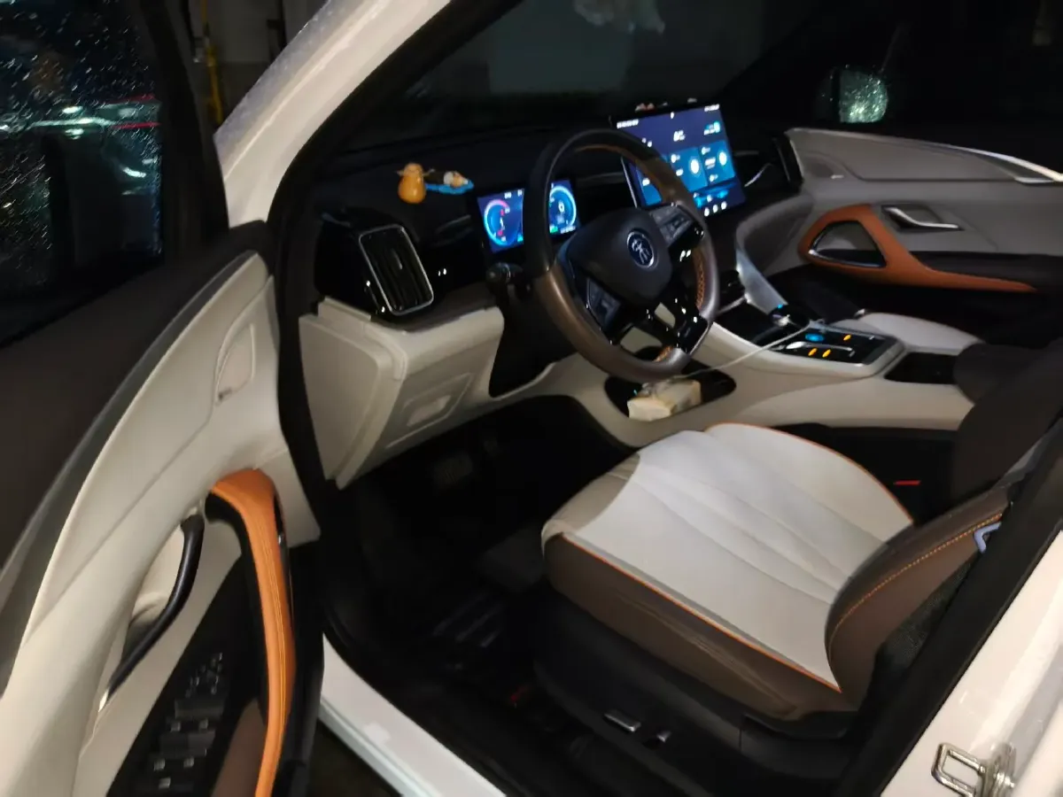 2022 Geely JiaJi 1.5T 177HP L3 7DCT PHEV 15.5KWH,autocango,china used car exporter,china ev exporter,chinese used car exporter,chinese used ev exporter