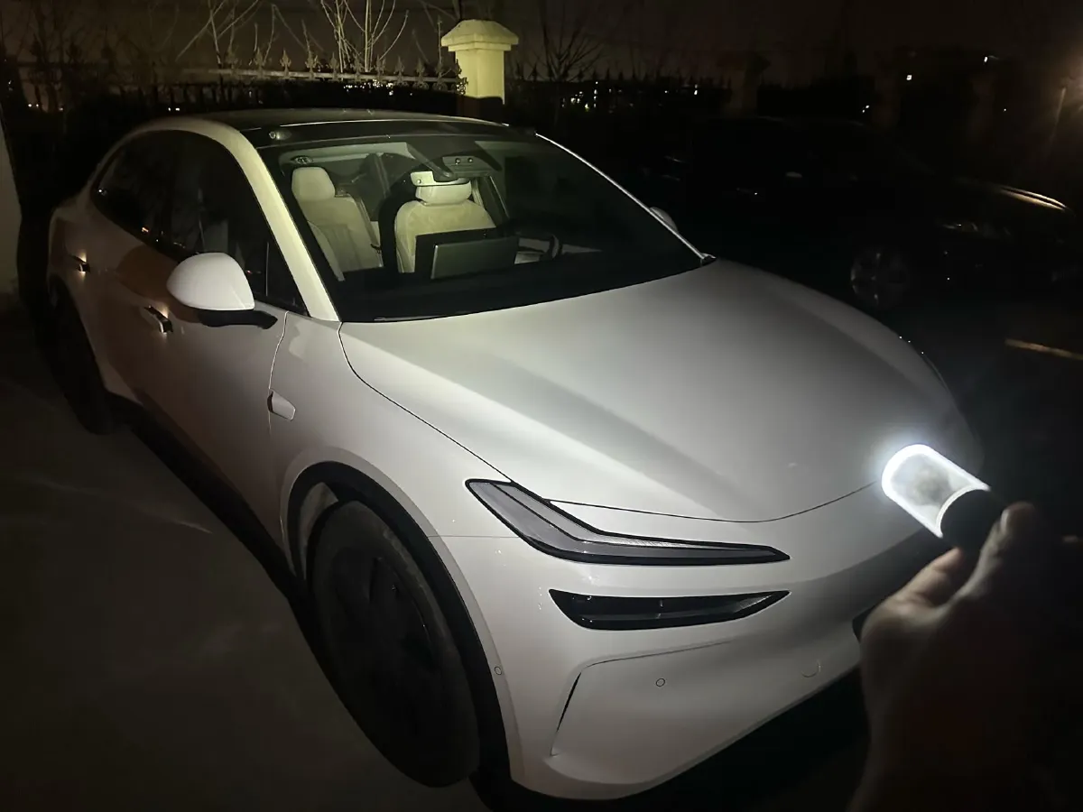 2025 ONVO L60 BEV,autocango,china used car exporter,china ev exporter,chinese used car exporter,chinese used ev exporter