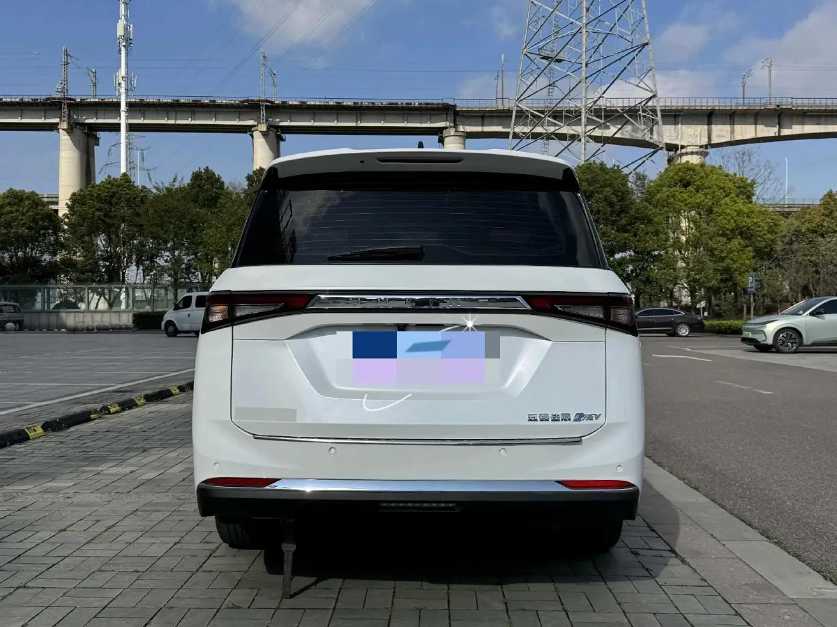 2023 WuLing JiaChen 2.0L 136HP L4 1DHT Hybrid,autocango,china used car exporter,china ev exporter,chinese used car exporter,chinese used ev exporter