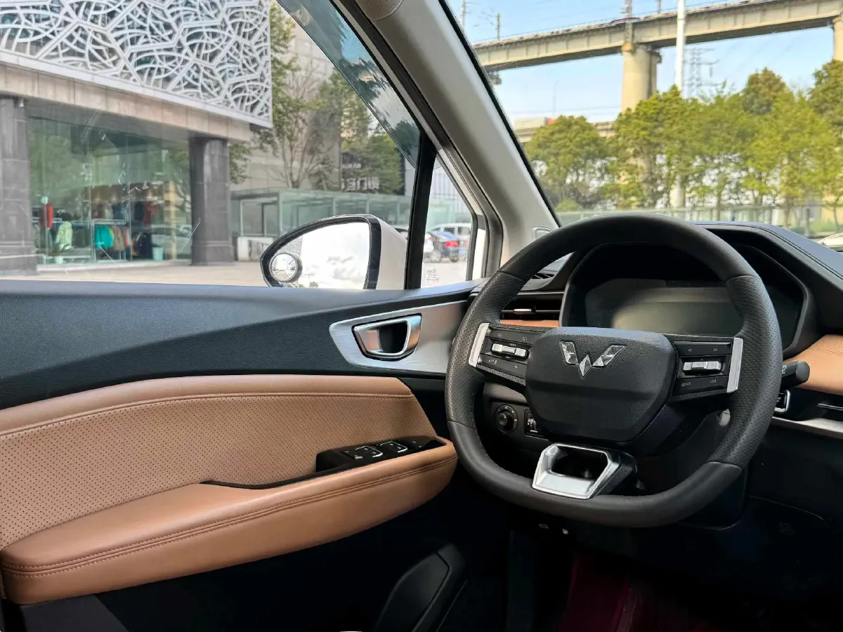 2023 WuLing JiaChen 2.0L 136HP L4 1DHT Hybrid,autocango,china used car exporter,china ev exporter,chinese used car exporter,chinese used ev exporter