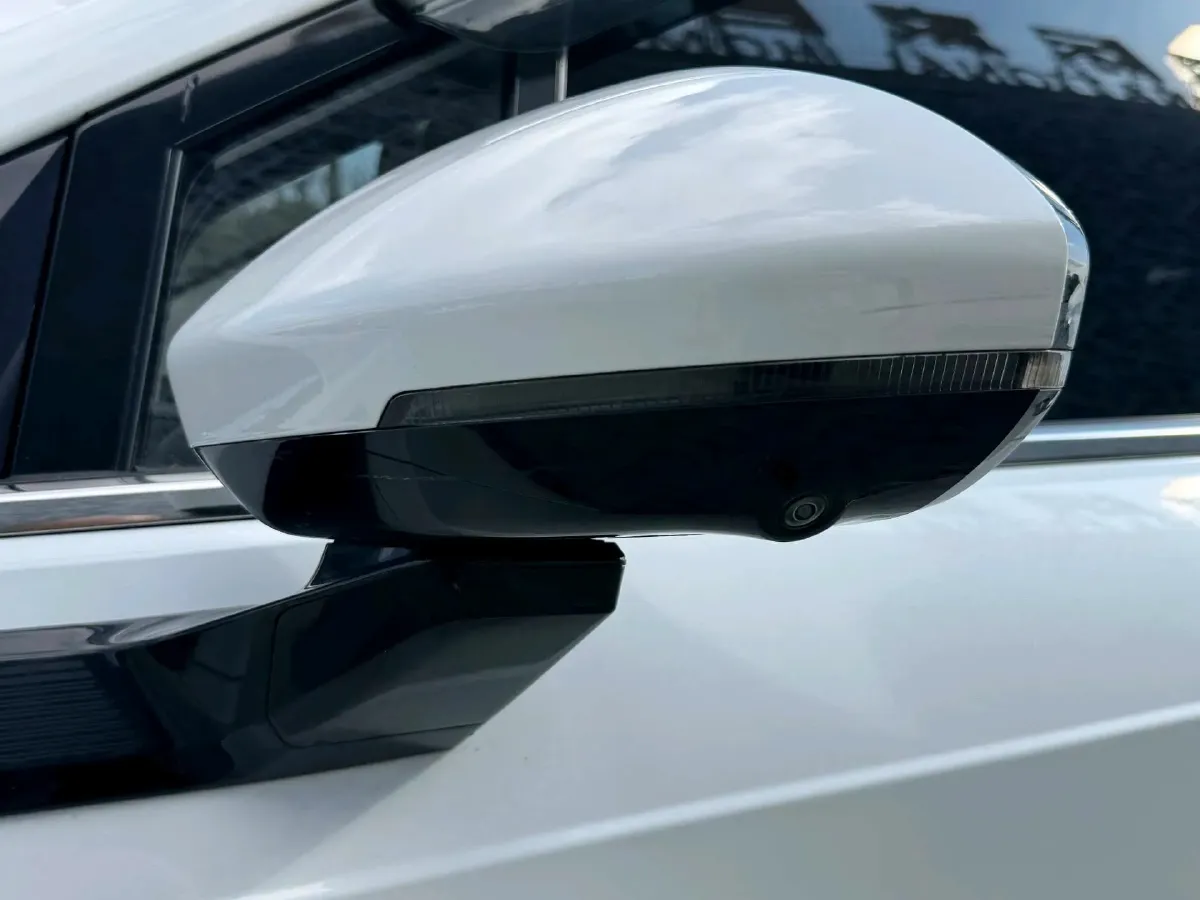 2023 WuLing JiaChen 2.0L 136HP L4 1DHT Hybrid,autocango,china used car exporter,china ev exporter,chinese used car exporter,chinese used ev exporter