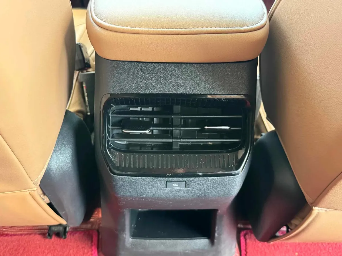 2023 WuLing JiaChen 2.0L 136HP L4 1DHT Hybrid,autocango,china used car exporter,china ev exporter,chinese used car exporter,chinese used ev exporter