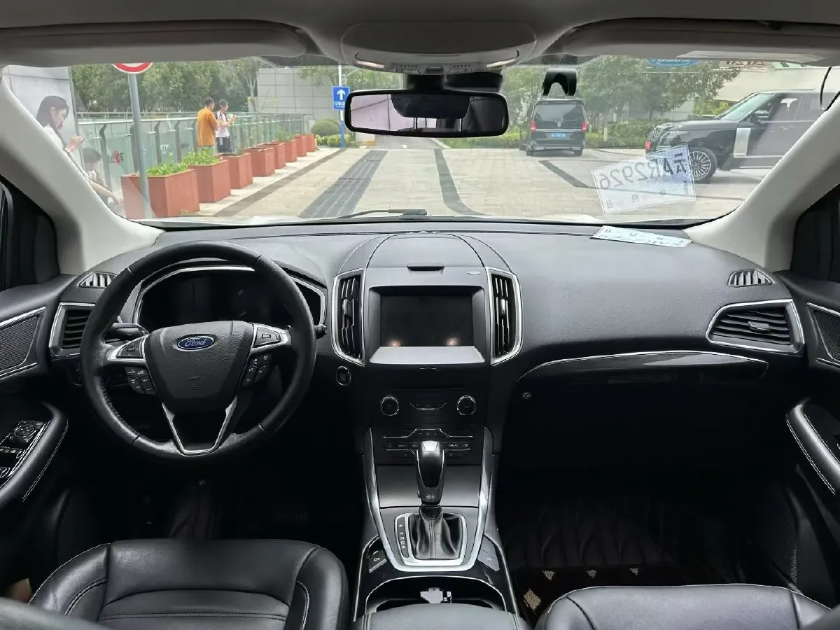 2018 Ford Edge 2.0T 245HP L4 6AT,autocango,china used car exporter,china ev exporter,chinese used car exporter,chinese used ev exporter