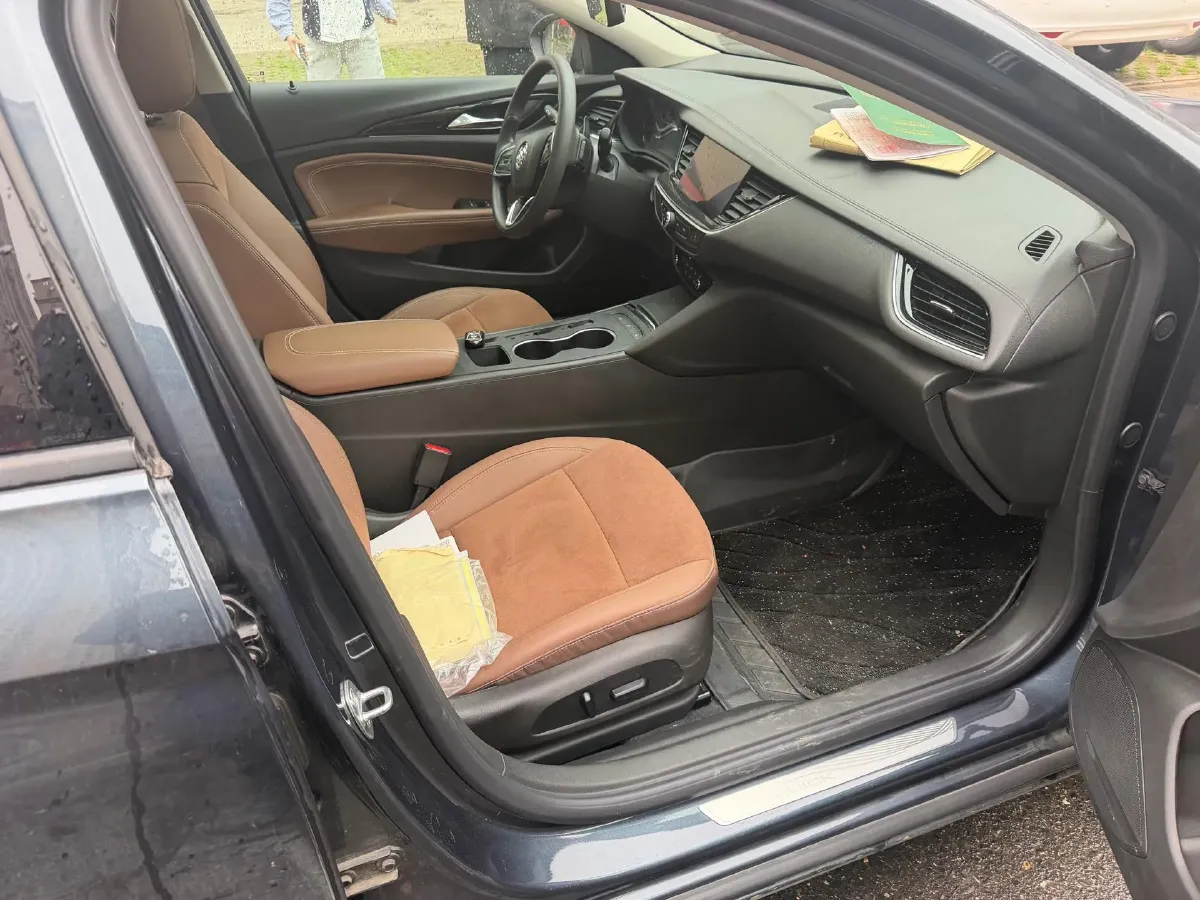 2022 Buick Regal 2.0T 237HP L4 9AT,autocango,china used car exporter,china ev exporter,chinese used car exporter,chinese used ev exporter