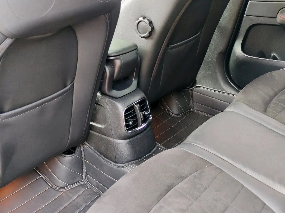 2021 MINI JCW COUNTRYMAN 2.0T 272HP L4 8AT,autocango,china used car exporter,china ev exporter,chinese used car exporter,chinese used ev exporter