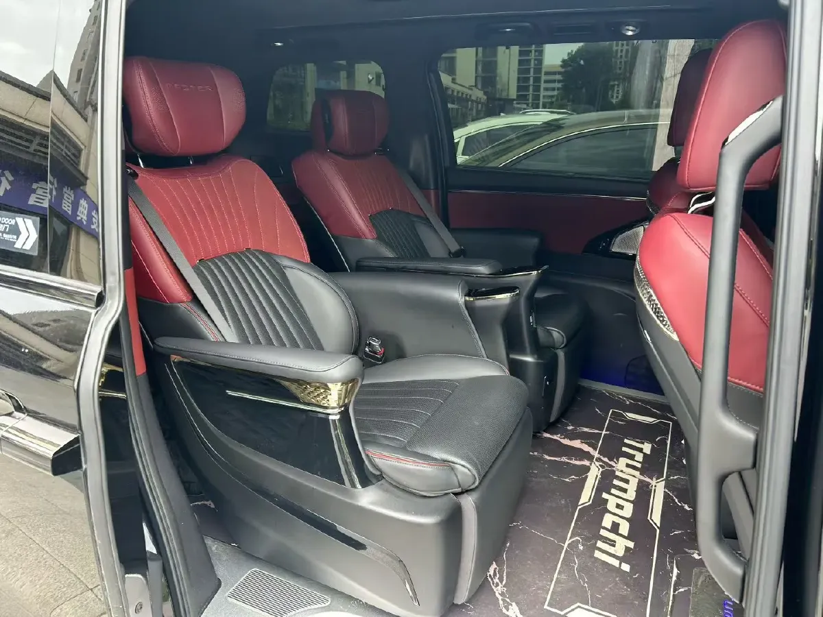 2023 GAC Trumpchi M8 2.0T 252HP L4 8AT,autocango,china used car exporter,china ev exporter,chinese used car exporter,chinese used ev exporter