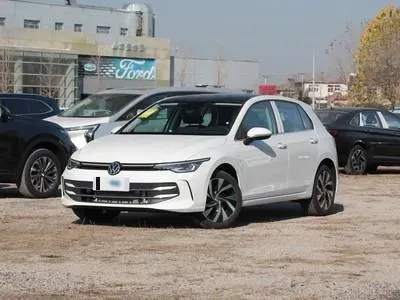 2017 Volkswagen Golf 1.4T 131HP L4 7DCT,autocango,china used car exporter,china ev exporter,chinese used car exporter,chinese used ev exporter