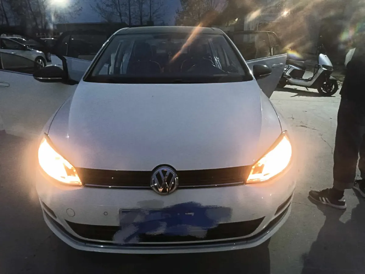 2017 Volkswagen Golf 1.4T 131HP L4 7DCT,autocango,china used car exporter,china ev exporter,chinese used car exporter,chinese used ev exporter