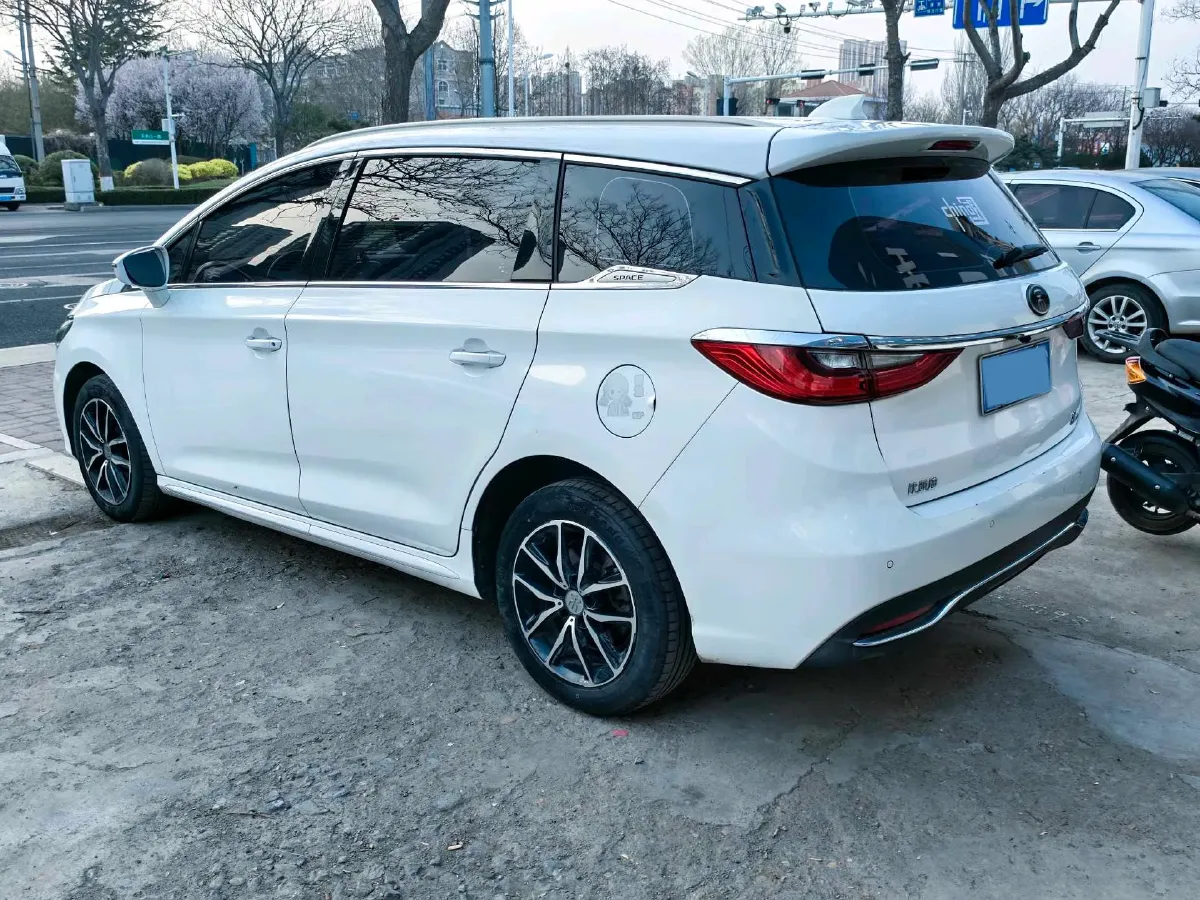 2017 BYD Song MAX 1.5T 154HP L4 6DCT,autocango,china used car exporter,china ev exporter,chinese used car exporter,chinese used ev exporter