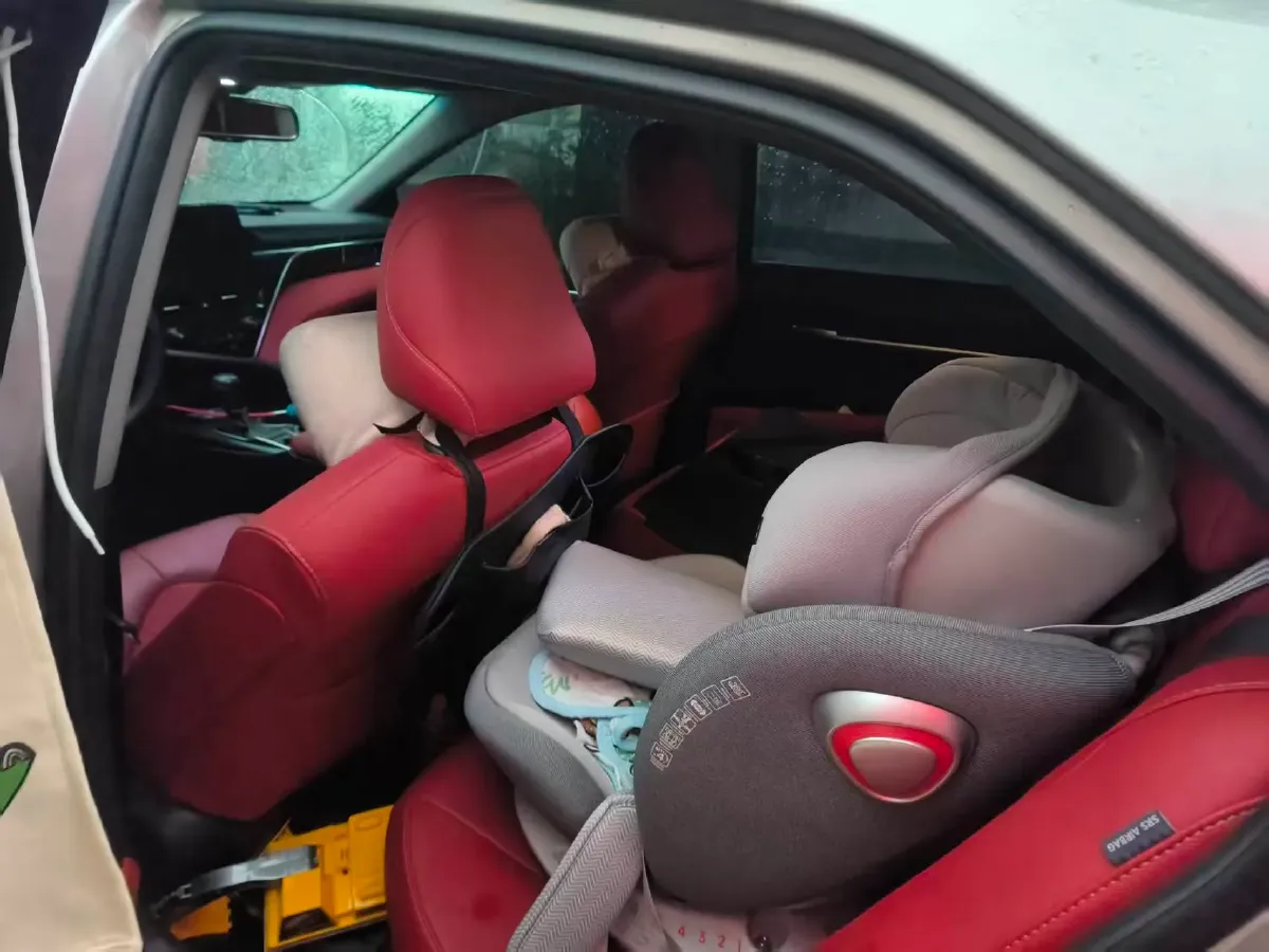 2021 Toyota Camry 2.5L 178HP L4 E-CVT Hybrid,autocango,china used car exporter,china ev exporter,chinese used car exporter,chinese used ev exporter