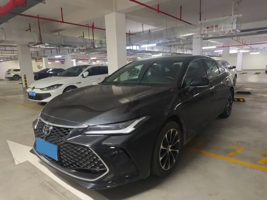 2022 Toyota Avalon 2.5L 209HP L4 8AT,autocango,china used car exporter,china ev exporter,chinese used car exporter,chinese used ev exporter