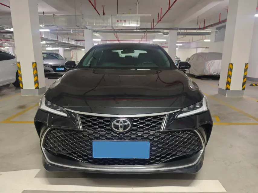 2022 Toyota Avalon 2.5L 209HP L4 8AT,autocango,china used car exporter,china ev exporter,chinese used car exporter,chinese used ev exporter