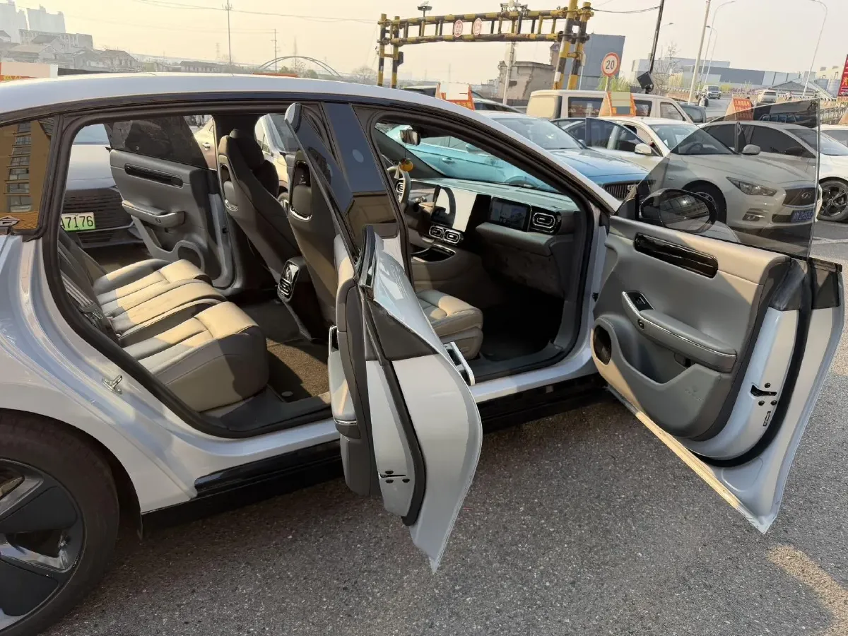 2022 Leapmotor C01 BEV 78.54KWH,autocango,china used car exporter,china ev exporter,chinese used car exporter,chinese used ev exporter