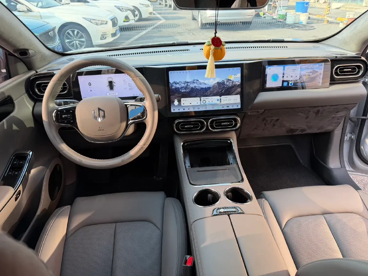 2022 Leapmotor C01 BEV 78.54KWH,autocango,china used car exporter,china ev exporter,chinese used car exporter,chinese used ev exporter