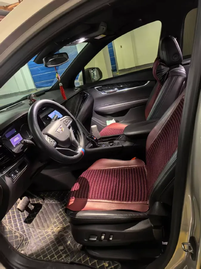 2021 Cadillac XT6 2.0T 237HP L4 9AT,autocango,china used car exporter,china ev exporter,chinese used car exporter,chinese used ev exporter