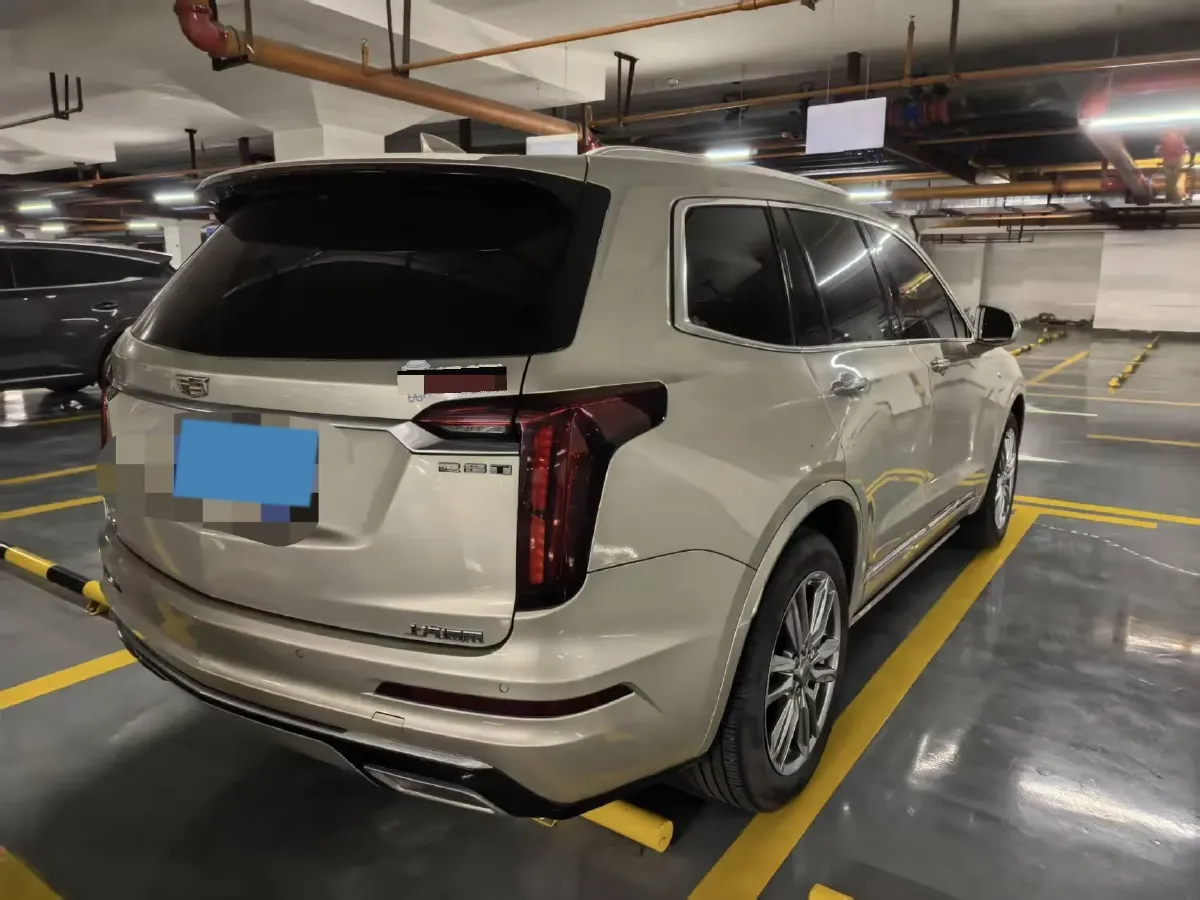 2021 Cadillac XT6 2.0T 237HP L4 9AT,autocango,china used car exporter,china ev exporter,chinese used car exporter,chinese used ev exporter